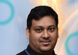 Revolutionizing Customer Engagement with a Cutting-Edge CPaaS Solution