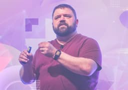 Fog Computing : Software on the Edge
